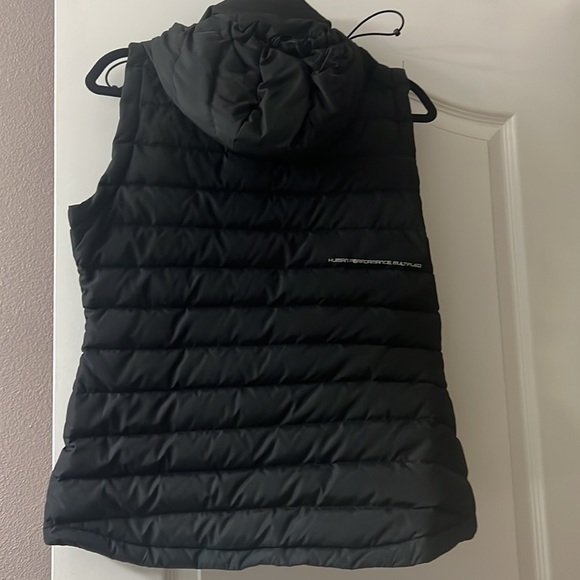 2XU Puffer Vest - Picture 3 of 5